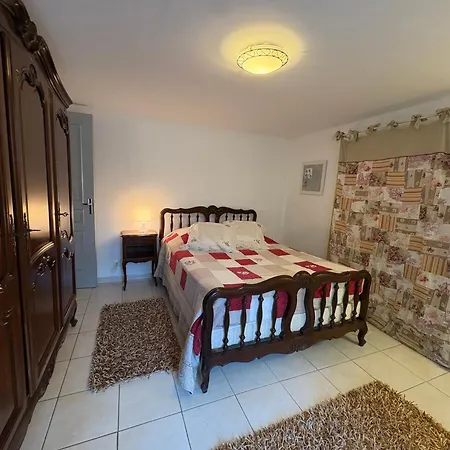 Lou Souleu Apartment